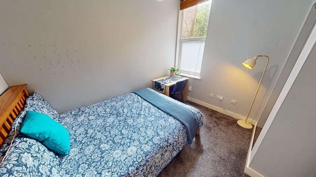 Apartment in Nottingham - View 3
