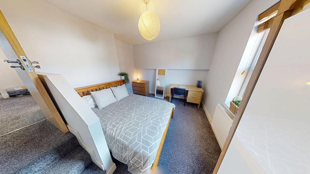 Flat-4-24-Burns-Street-07112025 123220