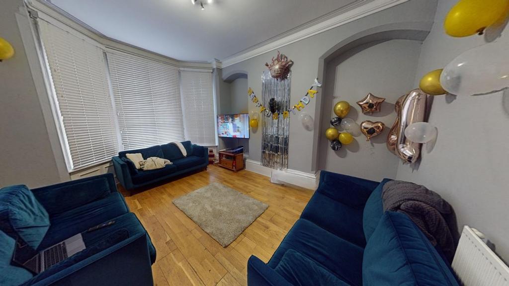 House in Nottingham, Forest Fields - View 4