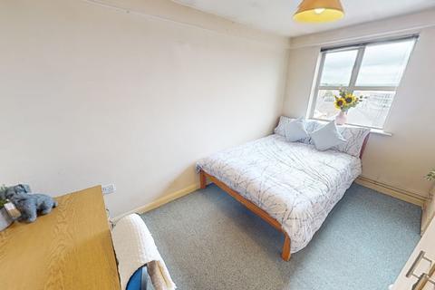 undefined, Flat 26 Royal Victoria Court