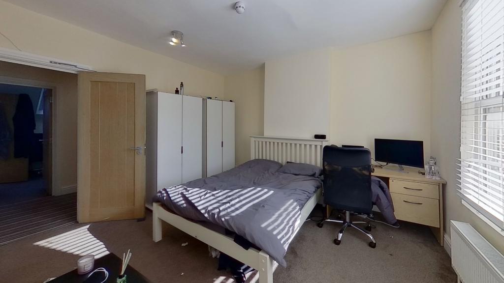 32a-Shakespeare-Street-Bedroom