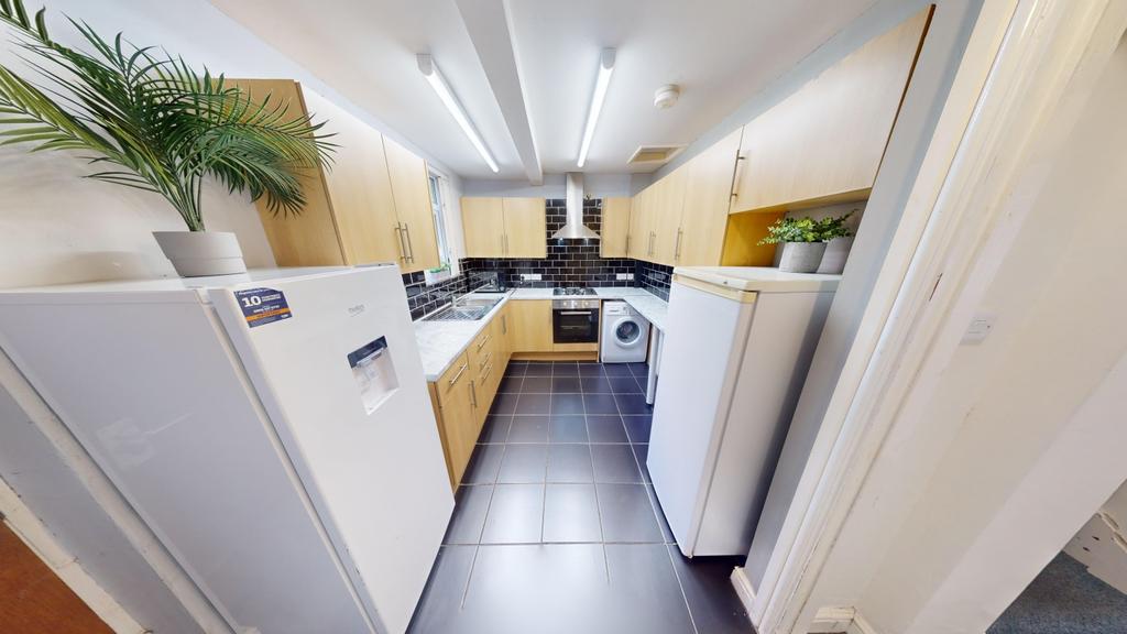 House in Nottingham - View 4