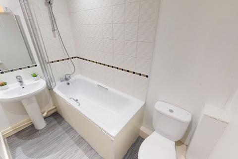 1 bedroom ground floor flat to rent, Apt 3, 2 North Sherwood Street, Nottingham, NG1 4DD