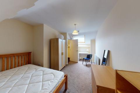 3 bedroom terraced house to rent - 39 Acourt Street