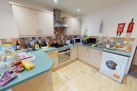 2 bedroom flat to rent, Flat 39 Royal Victoria Court