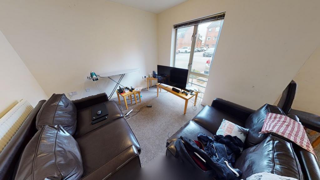 39-Royal-Victoria-Court-06142022 122443