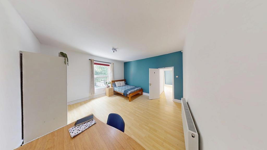 Flat-B-46-Addison-Street-06042025 092827