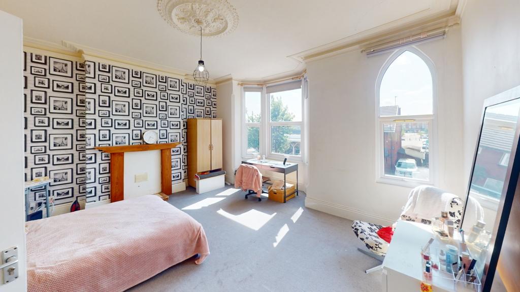 Bedroom (3)