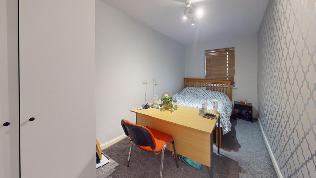 House in Nottingham - View 5