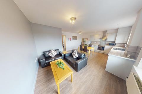 2 bedroom ground floor flat to rent, Flat 31 Royal Victoria Court