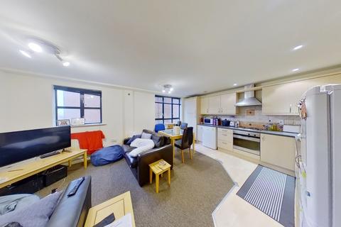 undefined, Flat 4 Royal Victoria Court