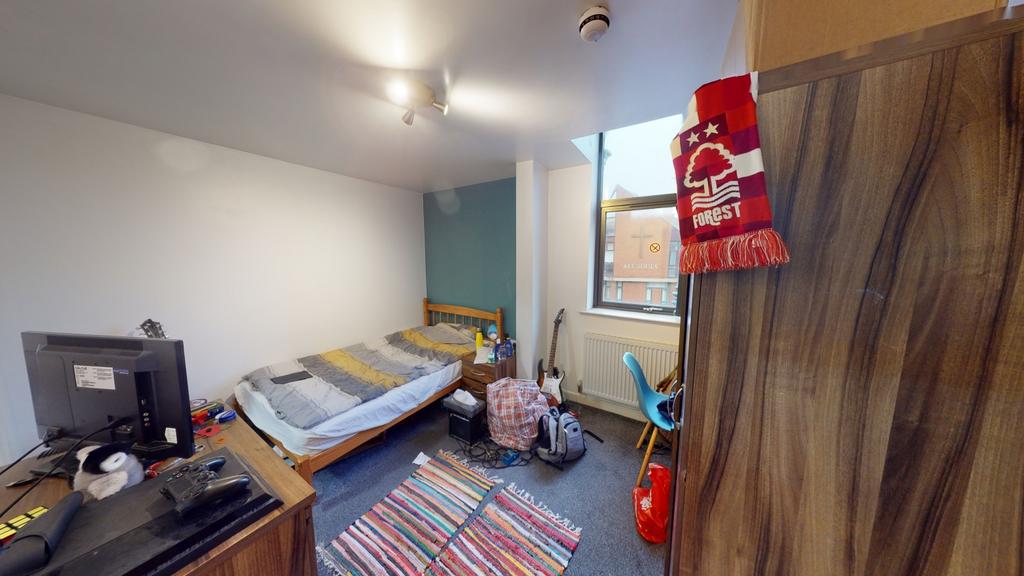 Apartment in Nottingham, Radford - More