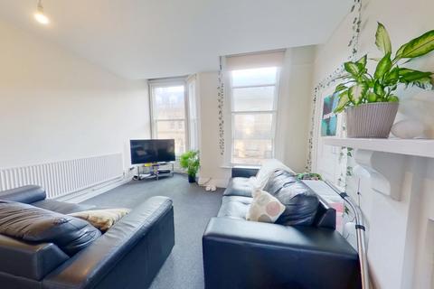 7 bedroom house share to rent, 13B Victoria Street, City Centre