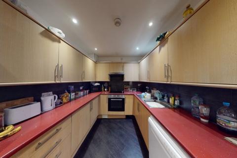 6 bedroom terraced house to rent, 22B Hockley, Nottingham, NG1 1FP