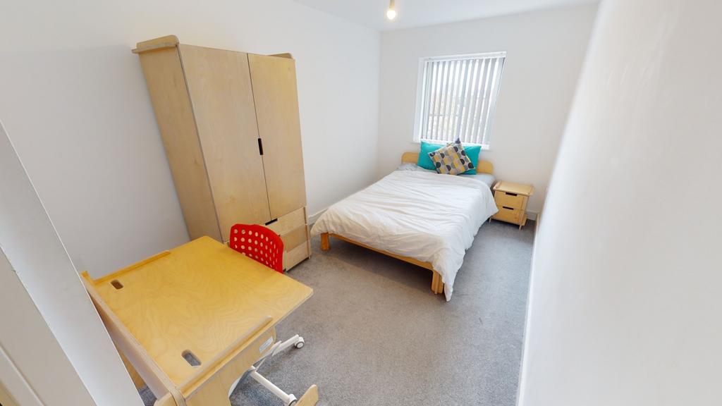 Apartment in Nottingham - View 3