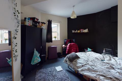 10 bedroom apartment to rent, 1 Radford Road, Hyson Green, Nottingham , NG7 5DQ