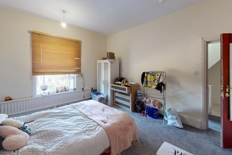 5 bedroom terraced house to rent - Forest Road East, Nottingham, Nottingham, Notts, NG1
