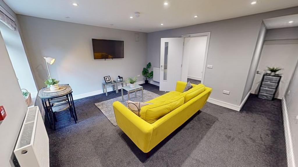 72 Bluecoat Lounge