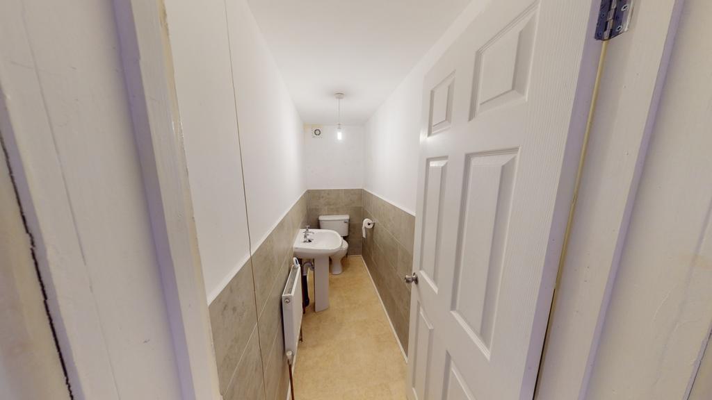 House in Nottingham - View 5
