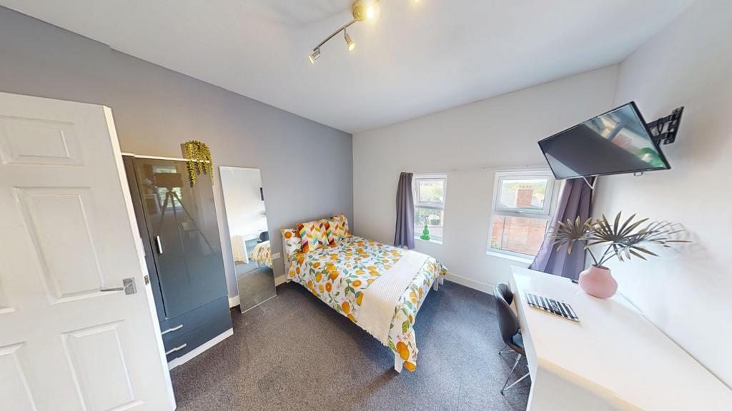 Flat-h-58-Burns-Street-06162025 172539