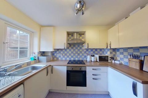 2 bedroom terraced house to rent, 25 Bluecoat Close, Nottingham, NG1 4DP