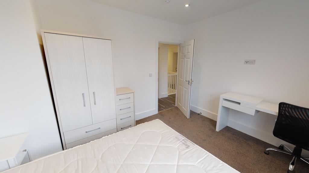 13 Saint Peters Gate Flat 2 Bedroom 3 1