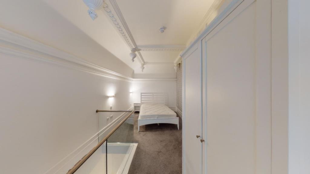 Flat-1-13-Saint-Peters-Gate-08192020 140757 lge