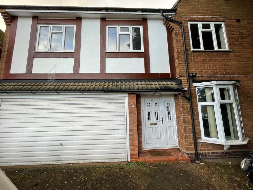 The Slieve, Handsworth Wood 5 bed detached house £1,800 pcm (£415 pw)