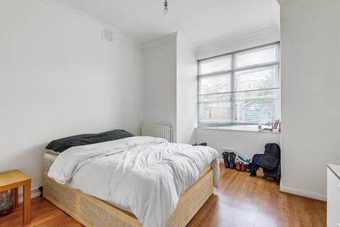 28a Micheldever Road, London, SE12 8LX