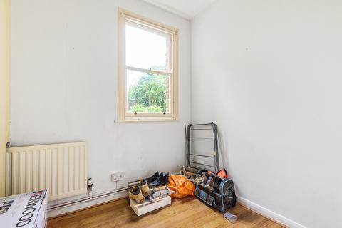 28a Micheldever Road, London, SE12 8LX