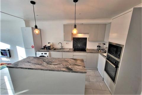 7 Douglas Road, Stanwell, Staines-upon-thames, TW19 7HD