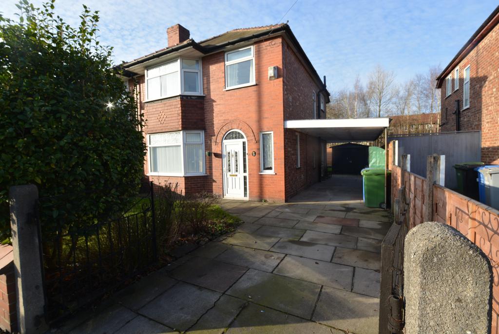 Kings Road Stretford M32 3 bed semidetached house £1,200 pcm (£277 pw)