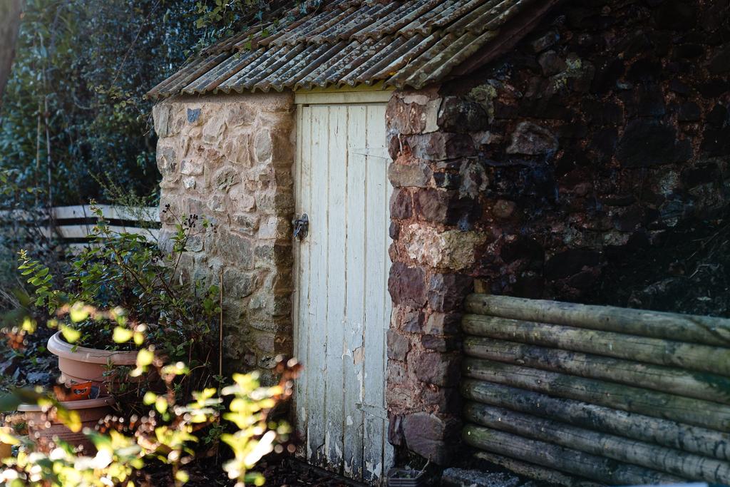 Wootton Courtenay
