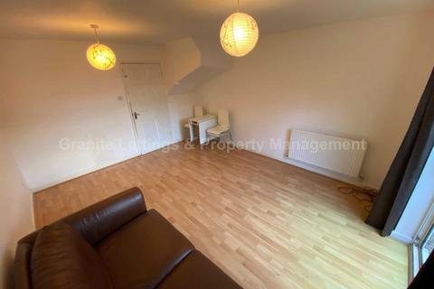 2 bedroom terraced house to rent - St Marys Street, Hulme, Manchester, M15 5WB