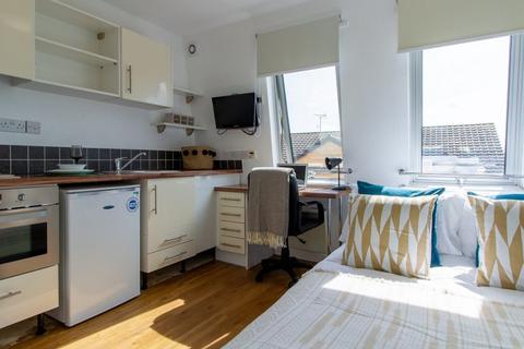 1 bedroom flat to rent - 4-6 Cambridge Terrace, Oxford