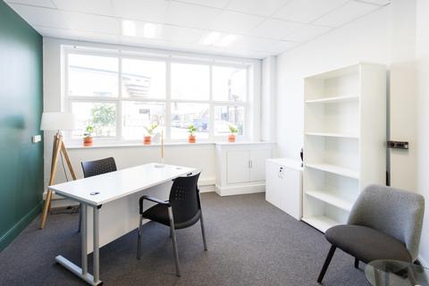 Office to rent - Wimbledon, SW19
