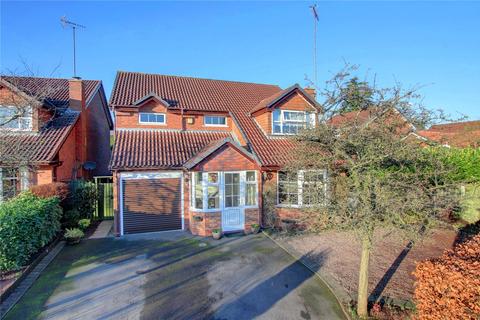 4 bedroom detached house for sale - Fairways Drive, Blackwell, Bromsgrove, Worcestershire, B60