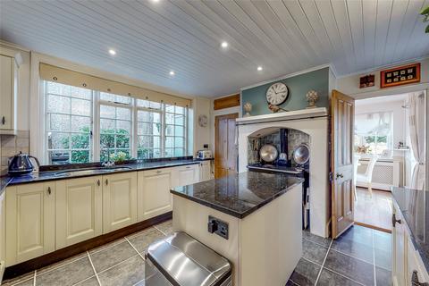 5 bedroom detached house for sale - Earlswood Road, Redhill, Surrey, RH1