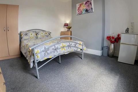 1 bedroom in a house share to rent, 79 Ripon Street, Lincoln, Lincolnshire, LN5 7NH