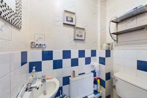 2 Ashleworth Gardens, Quedgeley, Gloucester, GL2 4WU