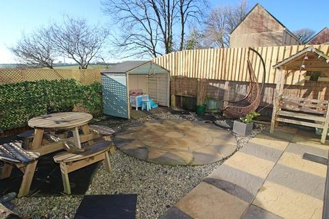 3 bedroom end of terrace house to rent, Launceston, Cornwall