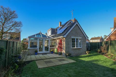 4 bedroom detached house for sale - 44 Carlton Drive, North Wootton