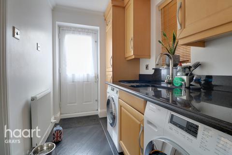 48 Catharine Close, Chafford Hundred, Grays, RM16 6QH