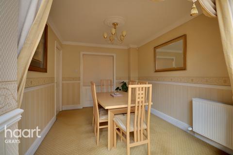 48 Catharine Close, Chafford Hundred, Grays, RM16 6QH