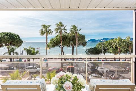 2 bedroom villa, Cannes, Alpes-Maritimes, Alpes-Maritimes, France