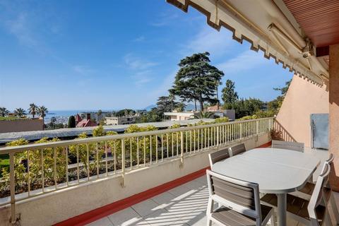 2 bedroom villa, Cannes, Alpes-Maritimes, Alpes-Maritimes, France