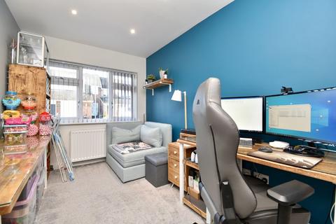 36 Osterley Close, Stevenage, SG2 8SN