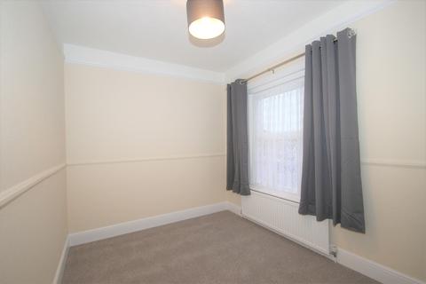 2 bedroom flat to rent - High Street, Wootton Bridge