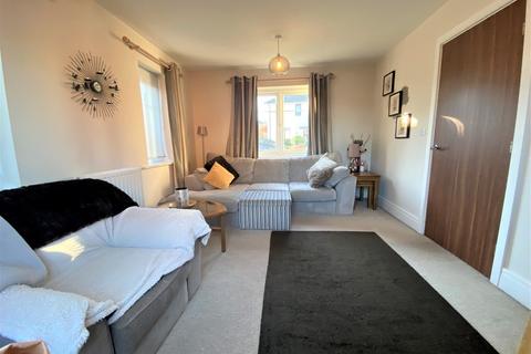 2 Chapman Close, Sheffield, S6 5BX