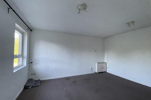 Studio to rent - Alfred Close, Totton